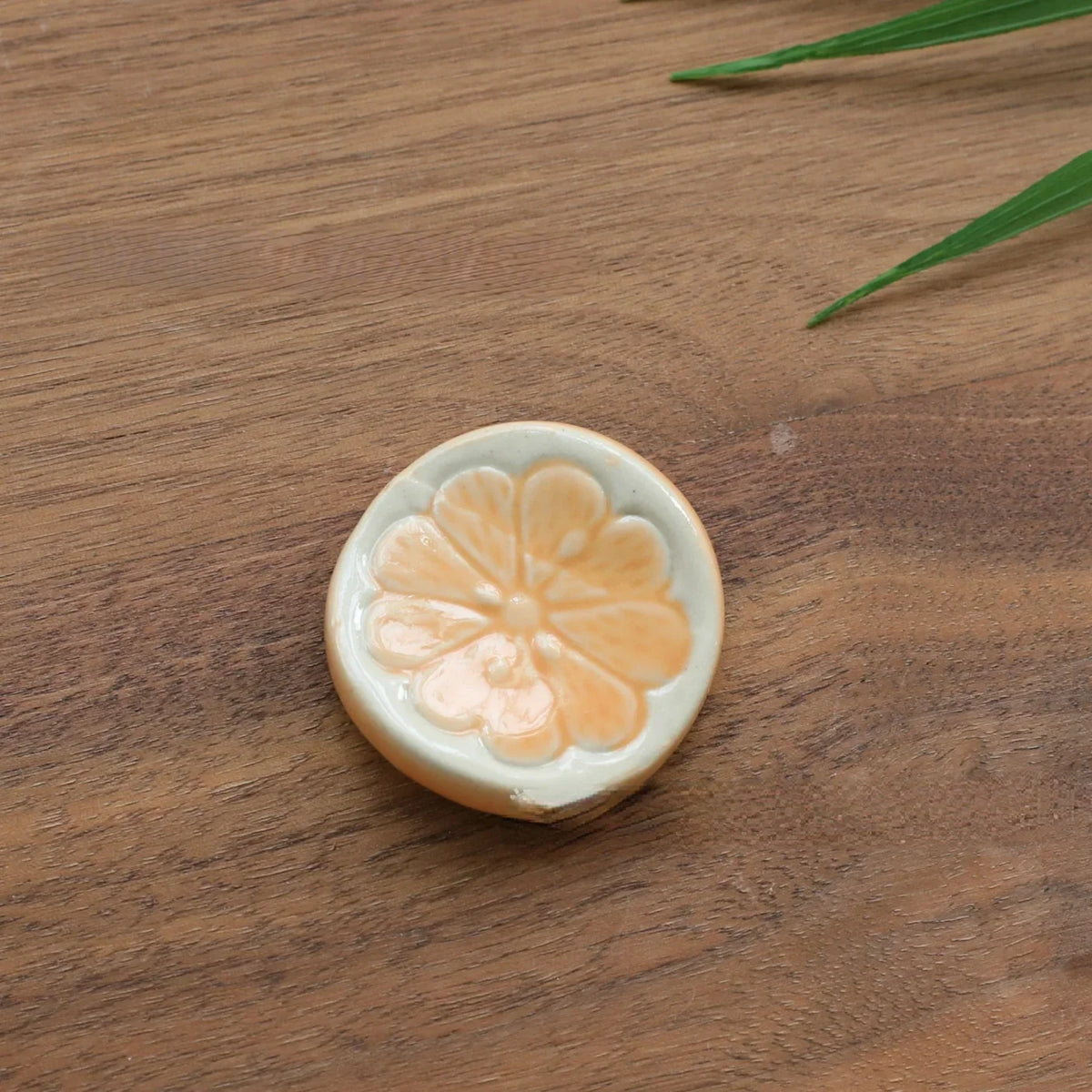 Amityra Decorative Chopstick Rest — product image 20
