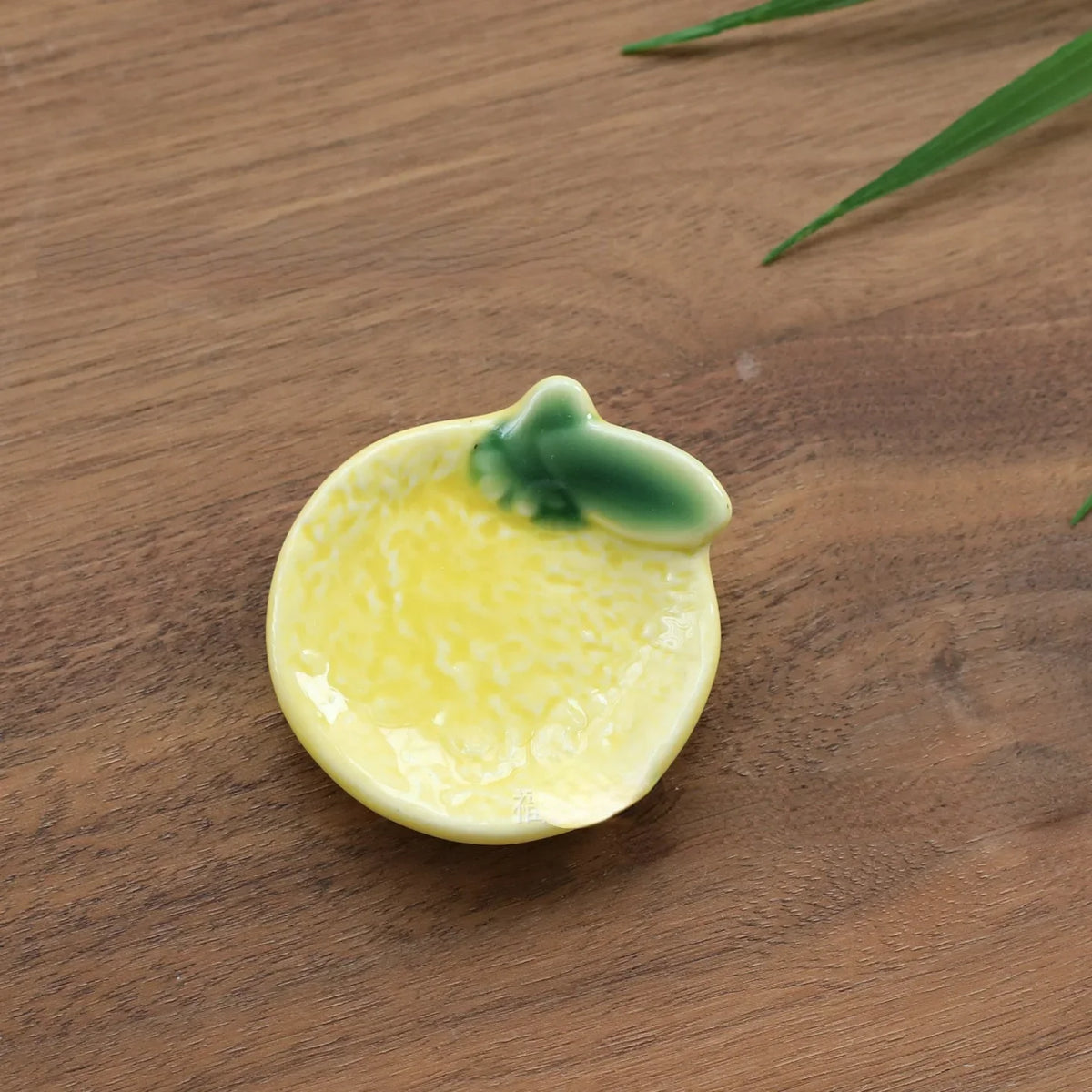 Amityra Decorative Chopstick Rest — product image 22