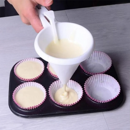 Amityra Handheld Baking Batter Funnel — product image 1