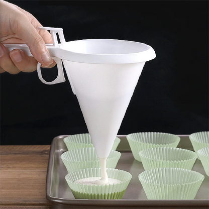 Amityra Handheld Baking Batter Funnel — product image 3