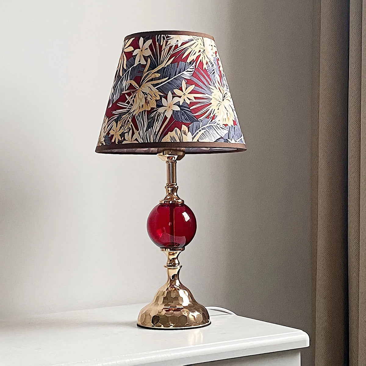 Amityra Retro Bedside Table Lamp — product image 2