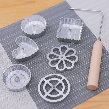 Amityra Rosette Pastry Shaping Mold — product image 3